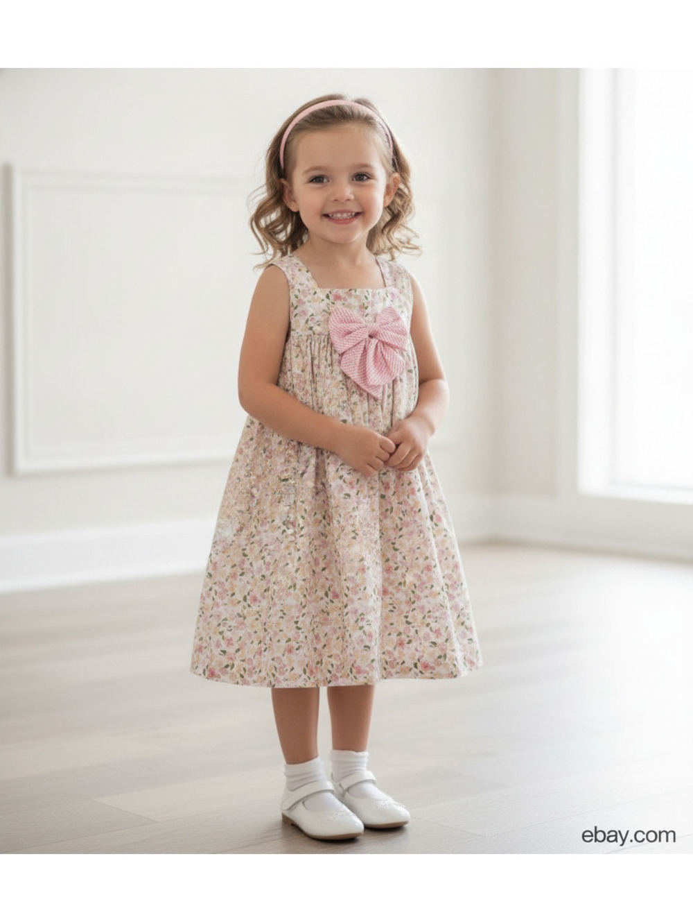 NWT Laura Ashley Girls Ditsy Floral Dress Size 5 Gingham Bow Accent 5T